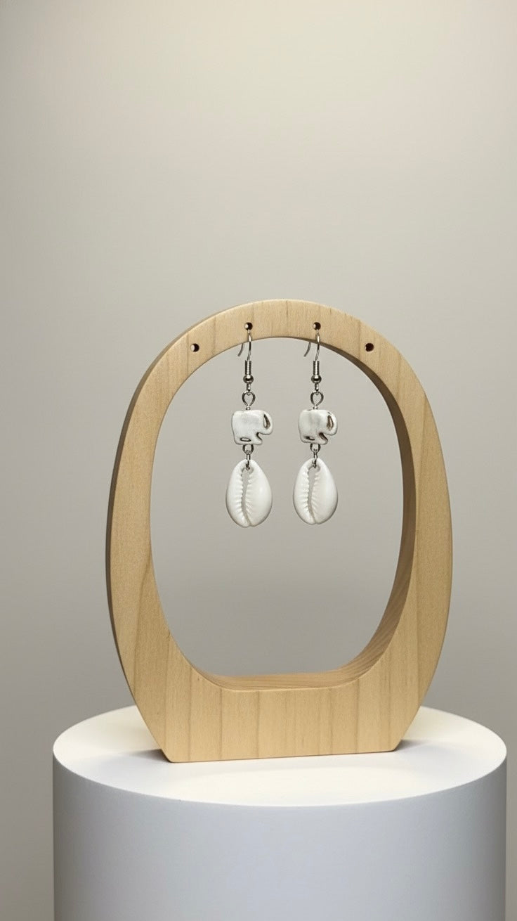 Cowrie Shell Drop Earrings – Natural Beach-Inspired Jewelry